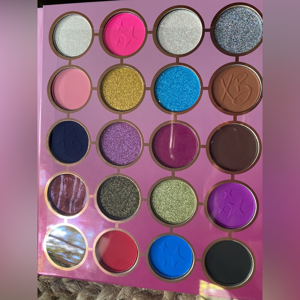 Xime Beauty Stars Keeper Eye Shadow Palette